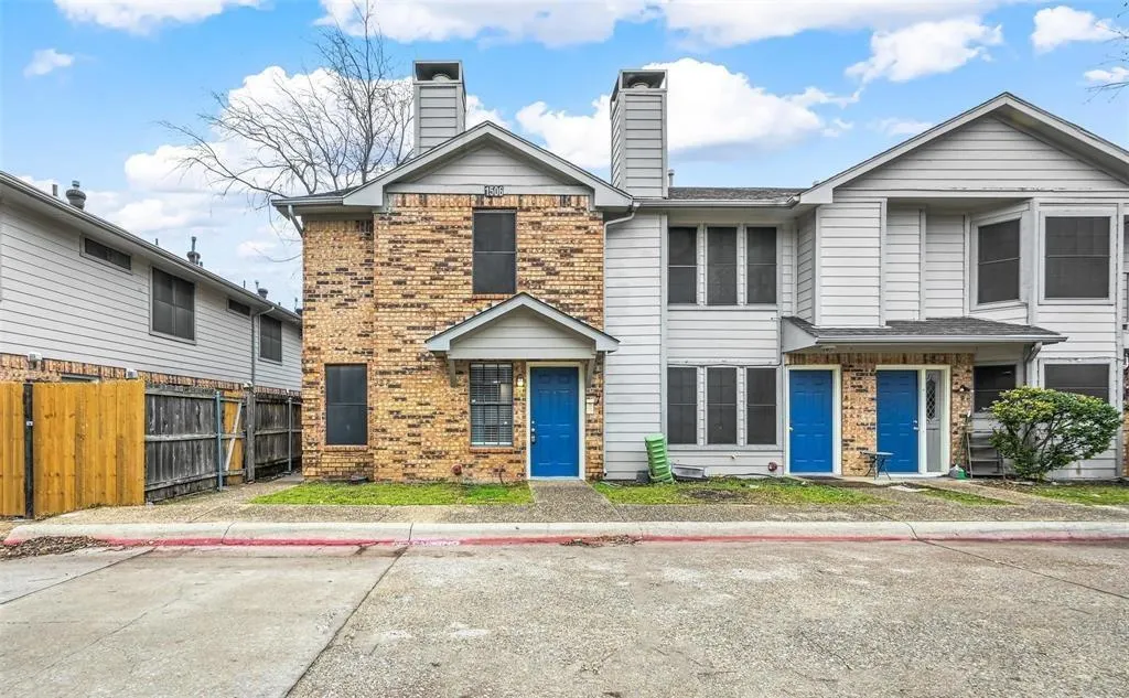 1504 E 15th Street #18