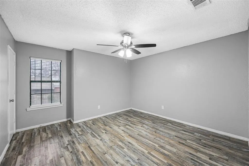 1504 E 15th Street #18