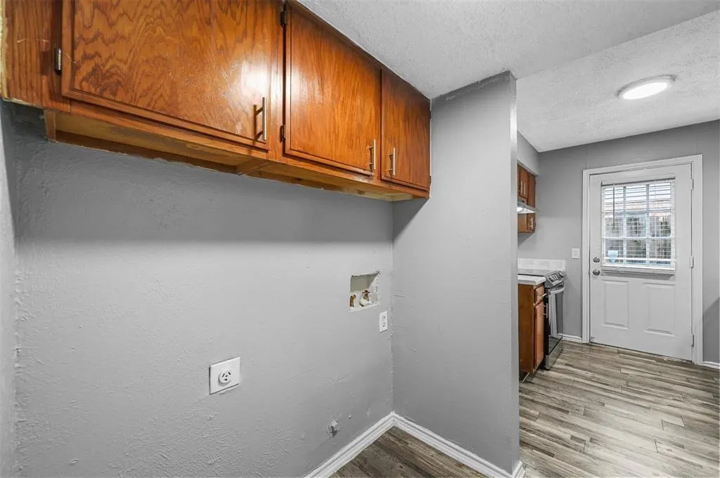 1504 E 15th Street #18