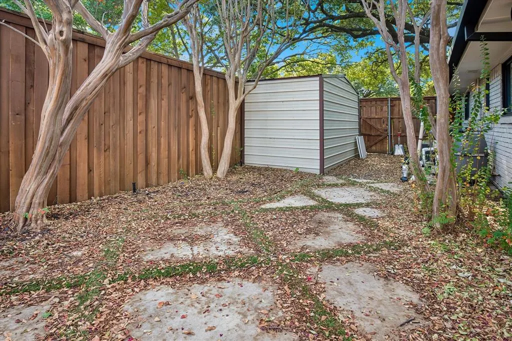 4317 Echo Glen Drive