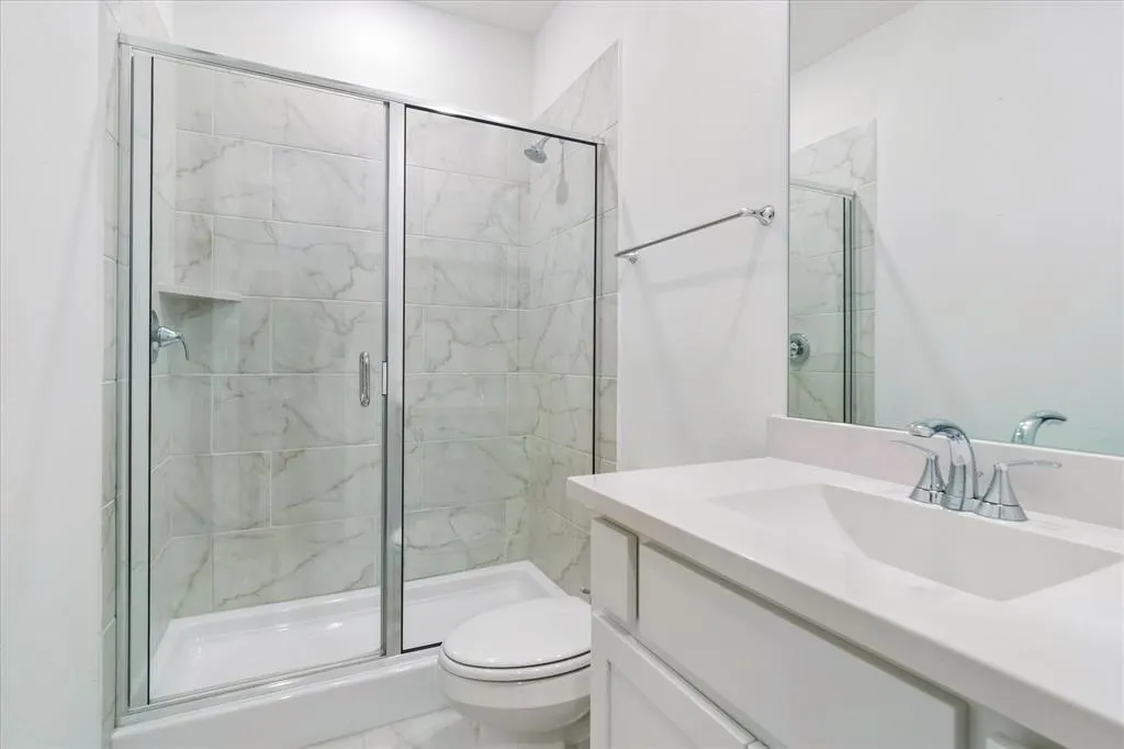 1704 White Snowberry Lane