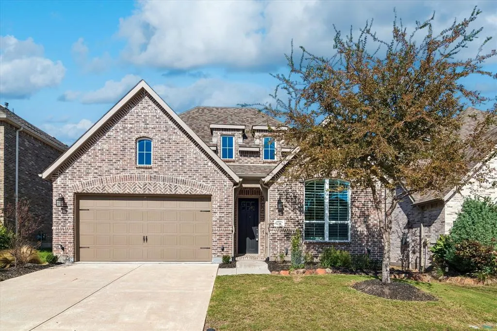 1704 White Snowberry Lane