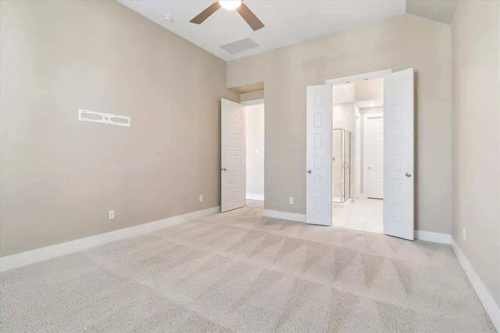 1704 White Snowberry Lane