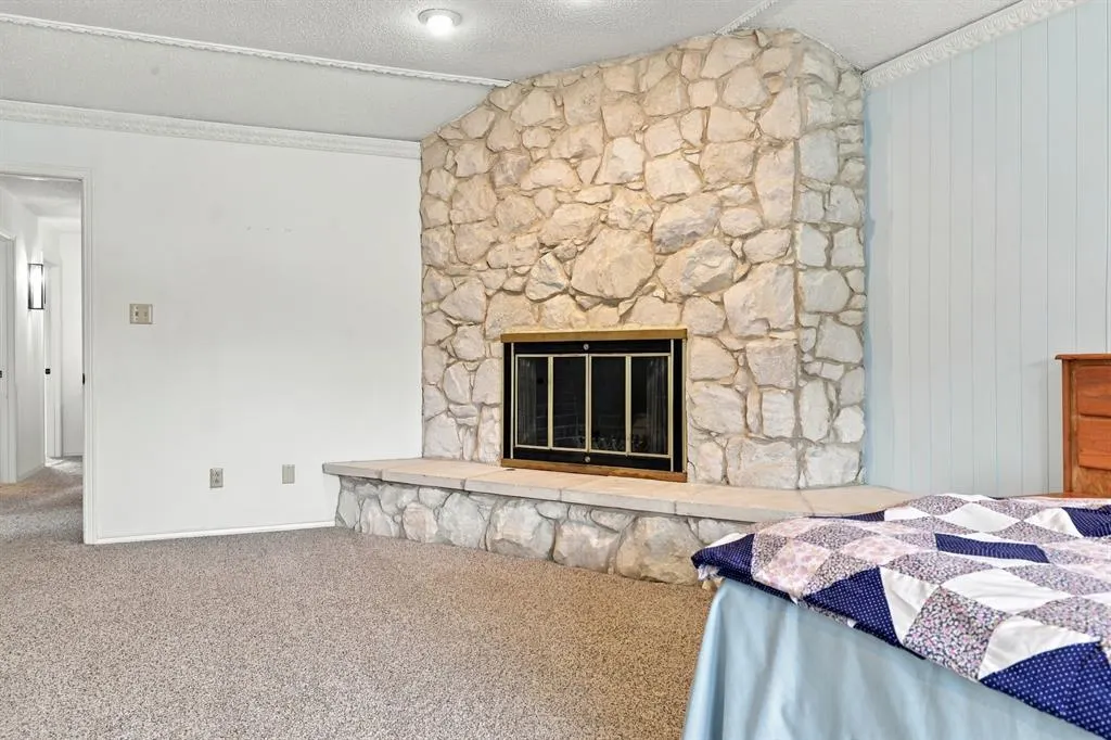 9501 Windy Knoll Drive