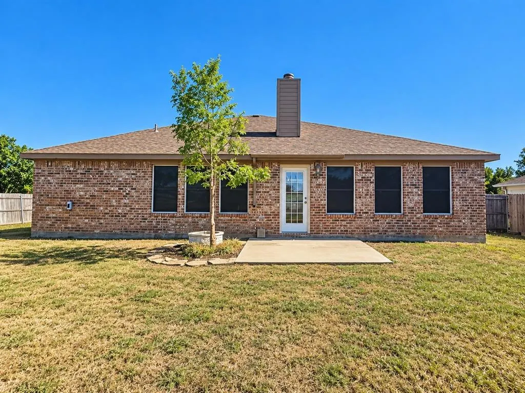 1103 Windsor Lane