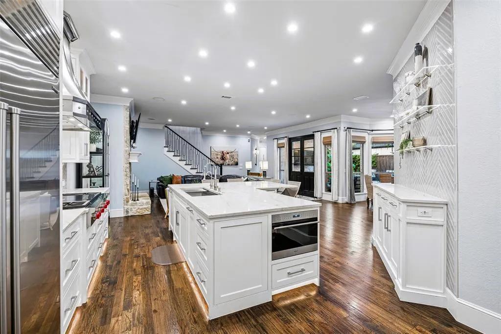 4954 Northshore Drive