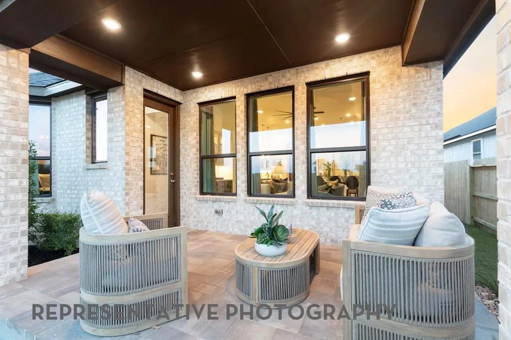 11605 Treehouse Trail