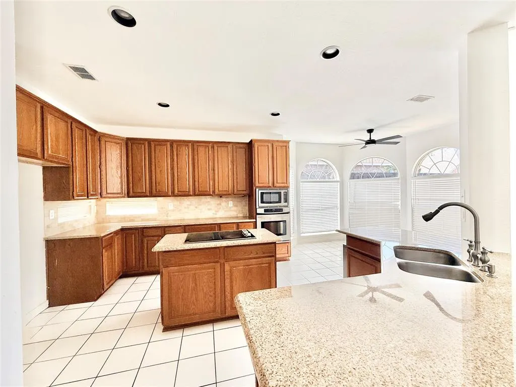 4525 Reunion Drive
