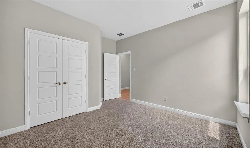 11404 WINGED ELM Way