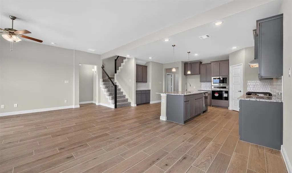 11404 WINGED ELM Way