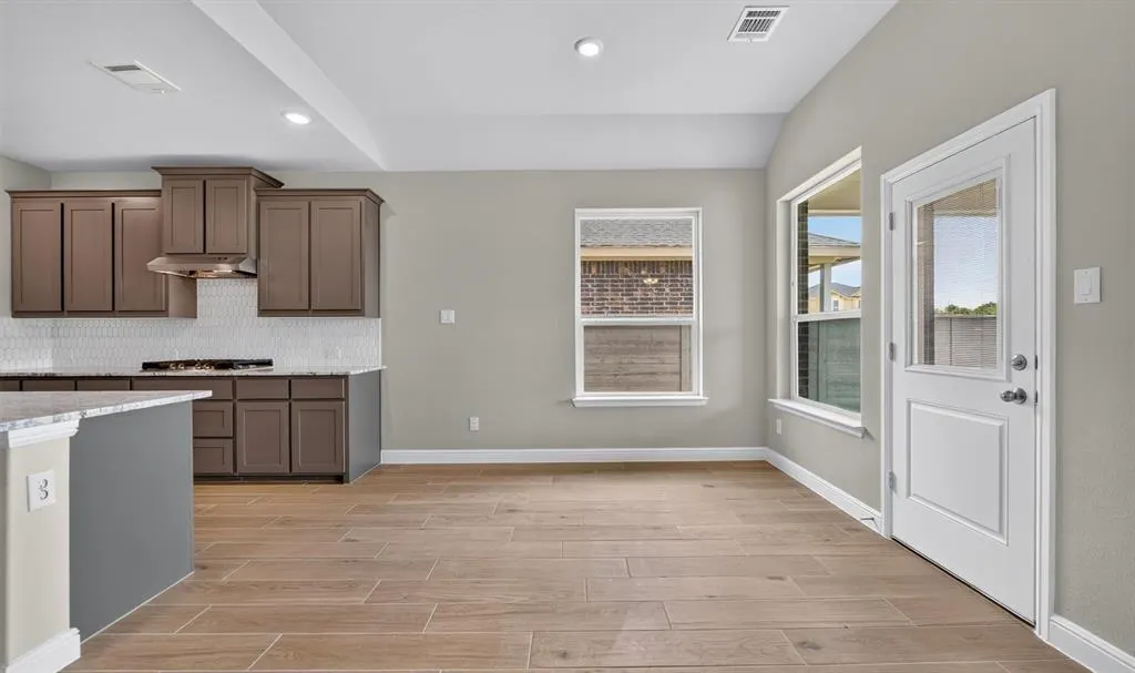 11404 WINGED ELM Way