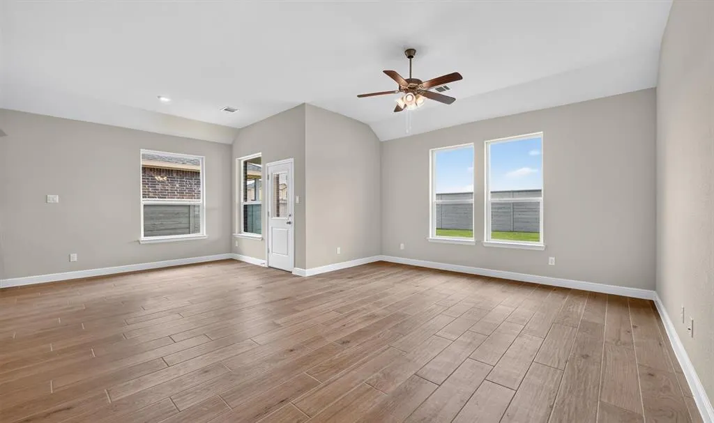 11404 WINGED ELM Way