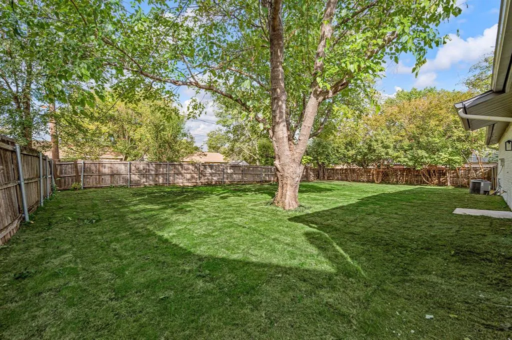 7217 Harwick Lane