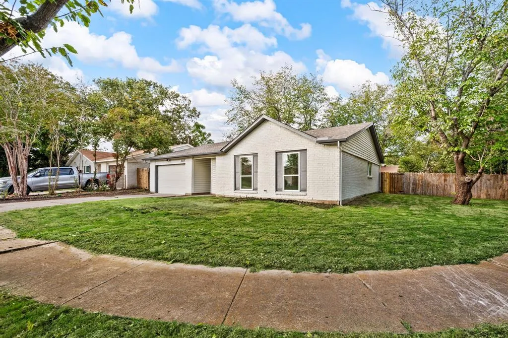 7217 Harwick Lane