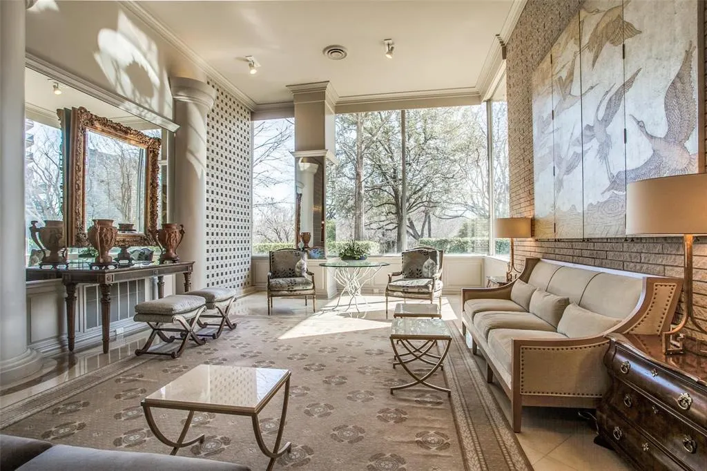 3701 Turtle Creek Boulevard #12C