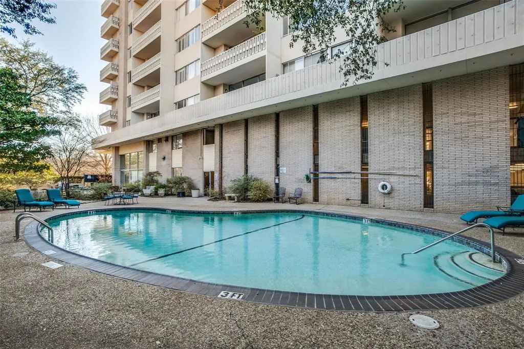 3701 Turtle Creek Boulevard #12C