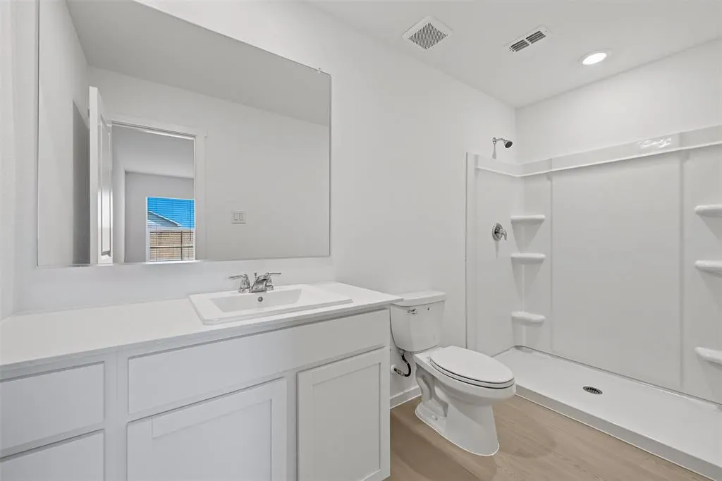 638 Montclair Avenue