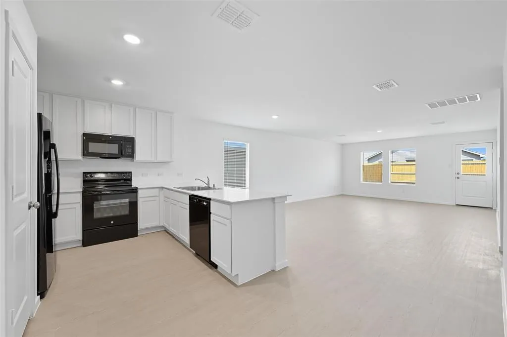 638 Montclair Avenue