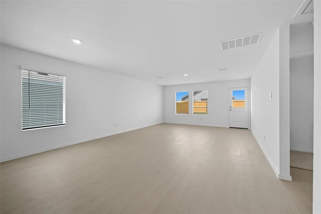 638 Montclair Avenue