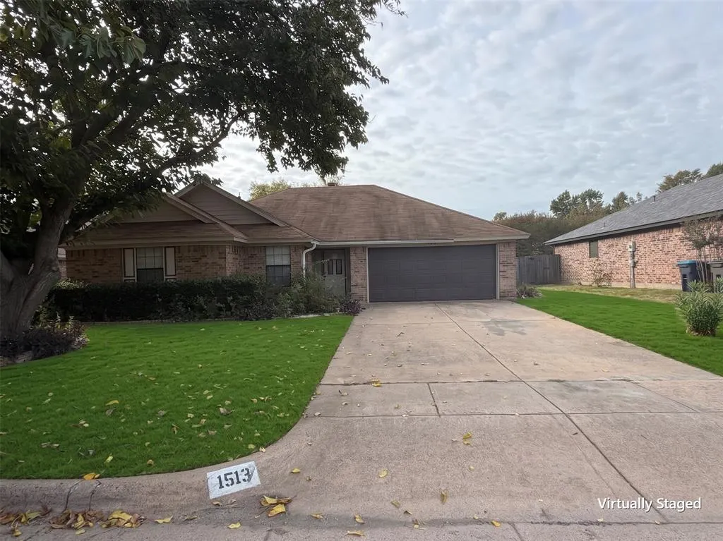 1513 Willow Vale Drive