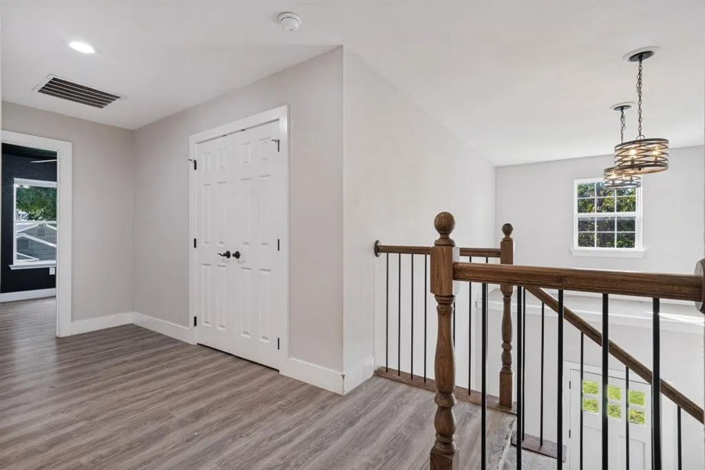 510 W Ball Street
