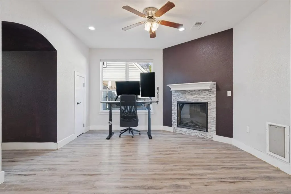510 W Ball Street