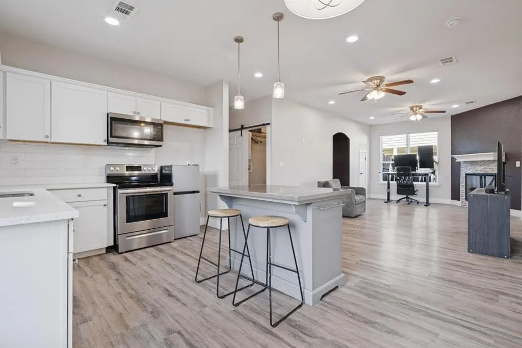 510 W Ball Street