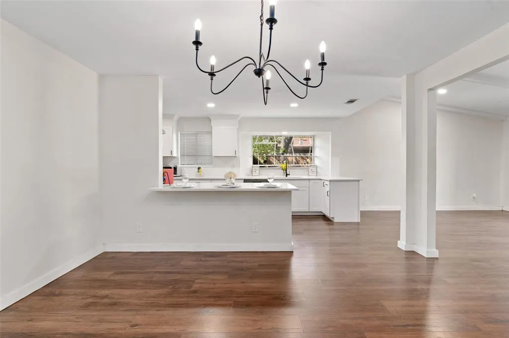 8045 Greenhollow Lane