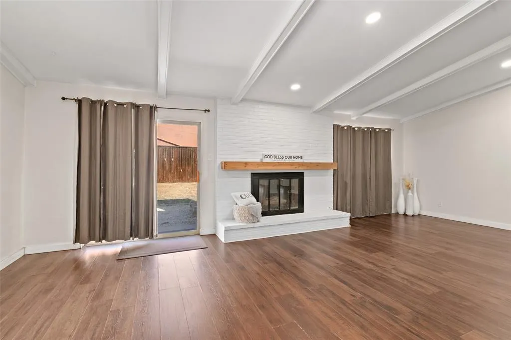 8045 Greenhollow Lane