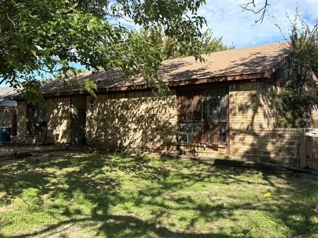 10311 Kinslow Drive