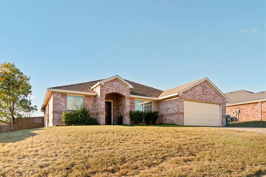 1024 Cove Hollow Drive