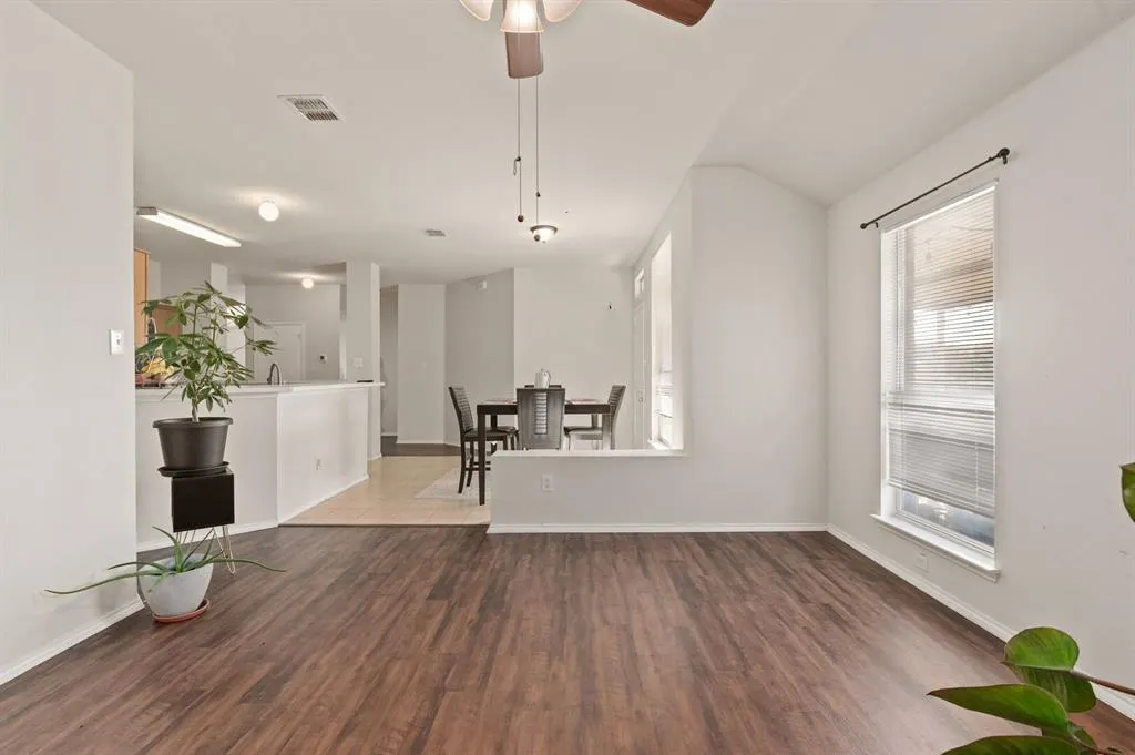 1024 Cove Hollow Drive