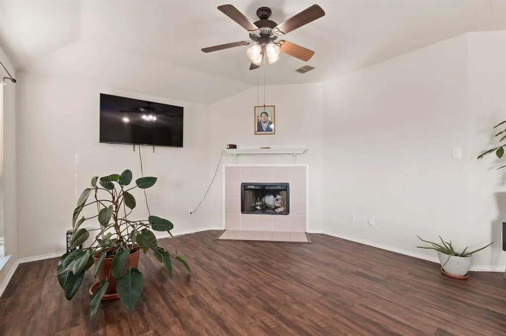 1024 Cove Hollow Drive