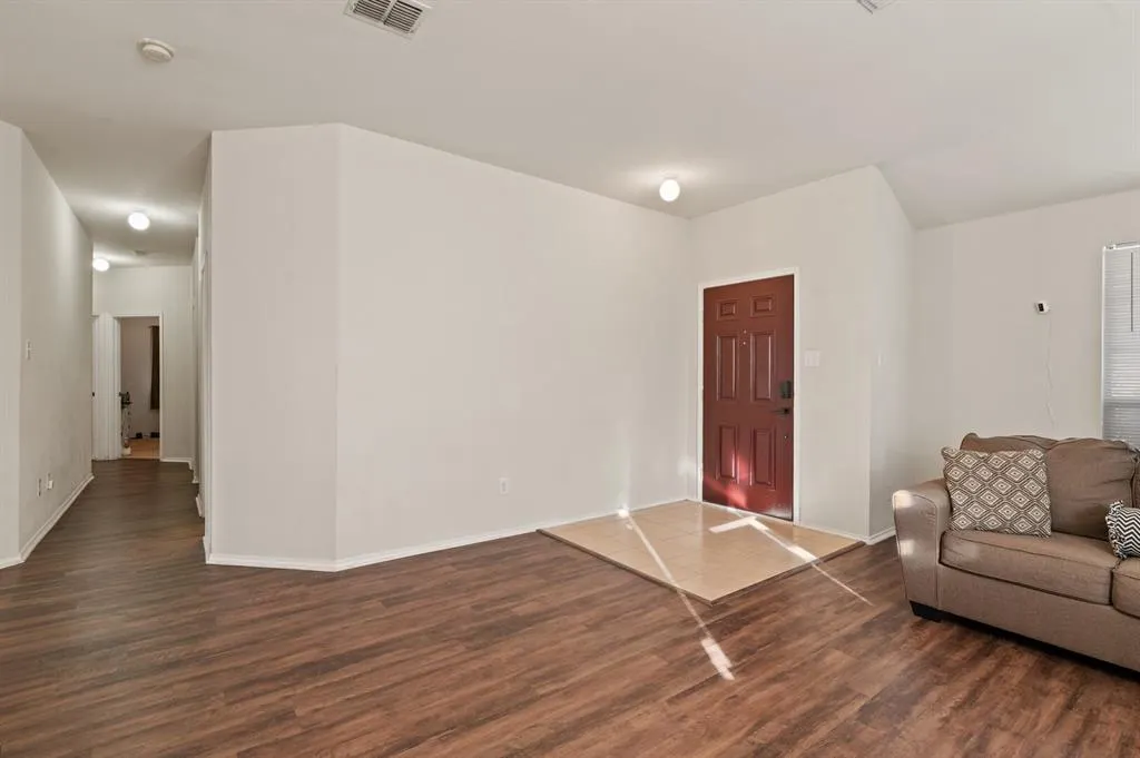 1024 Cove Hollow Drive