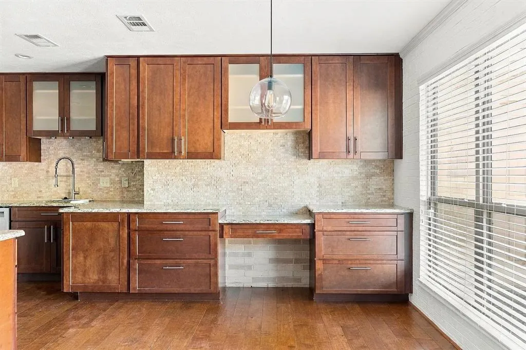 4015 Myerwood Lane