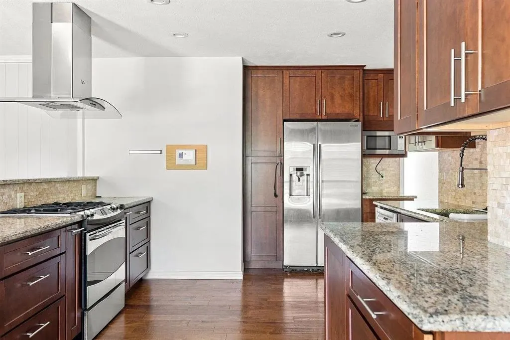 4015 Myerwood Lane