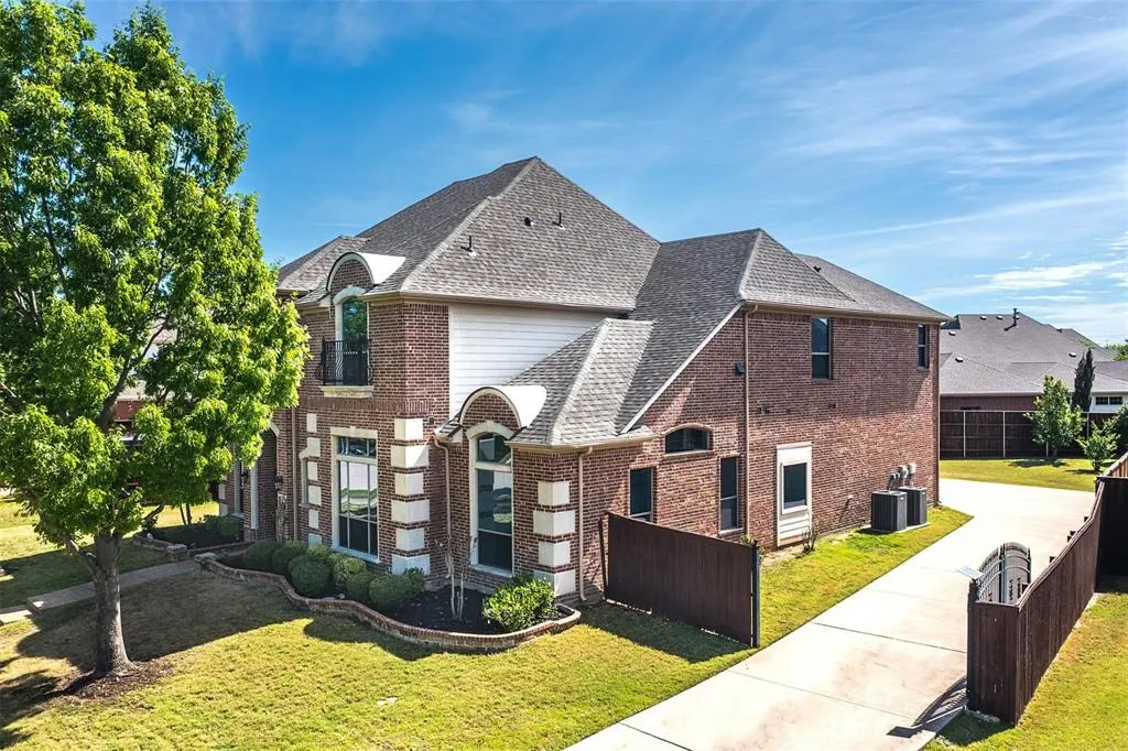 4112 Barona Drive