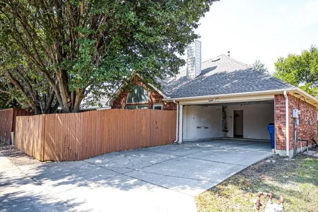 9244 WICHITA Trail