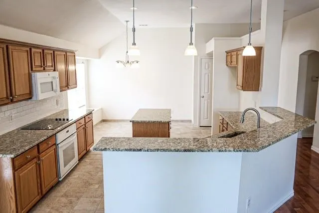 9244 WICHITA Trail