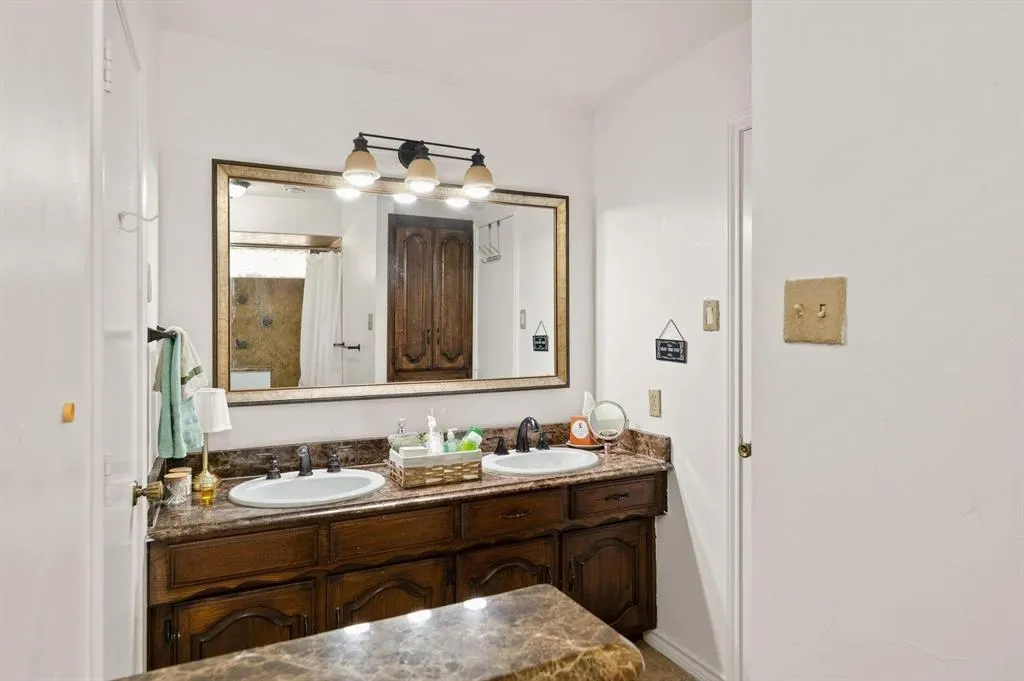 621 Harvest Glen Drive