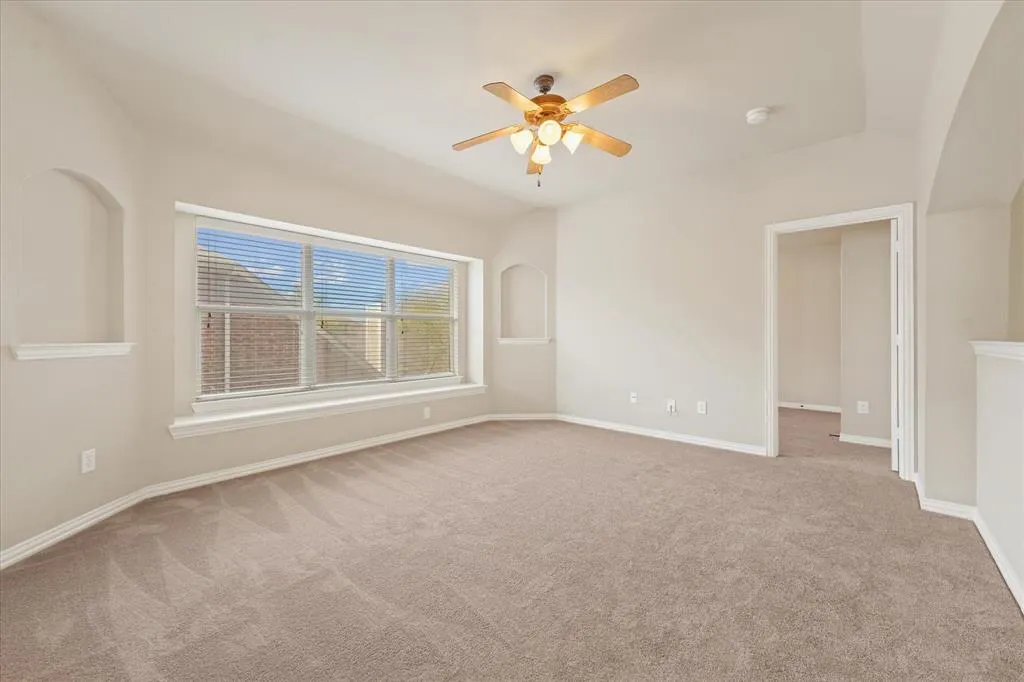 1129 Lake Hollow Drive