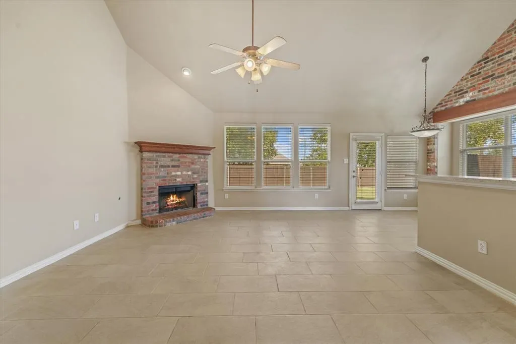 1129 Lake Hollow Drive
