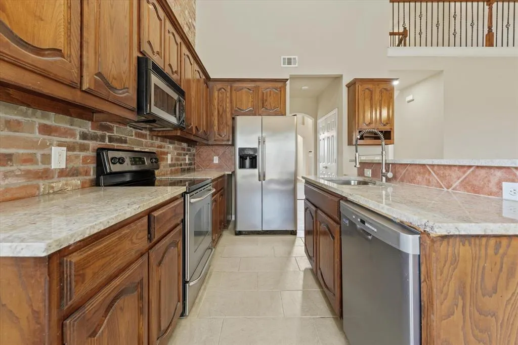 1129 Lake Hollow Drive