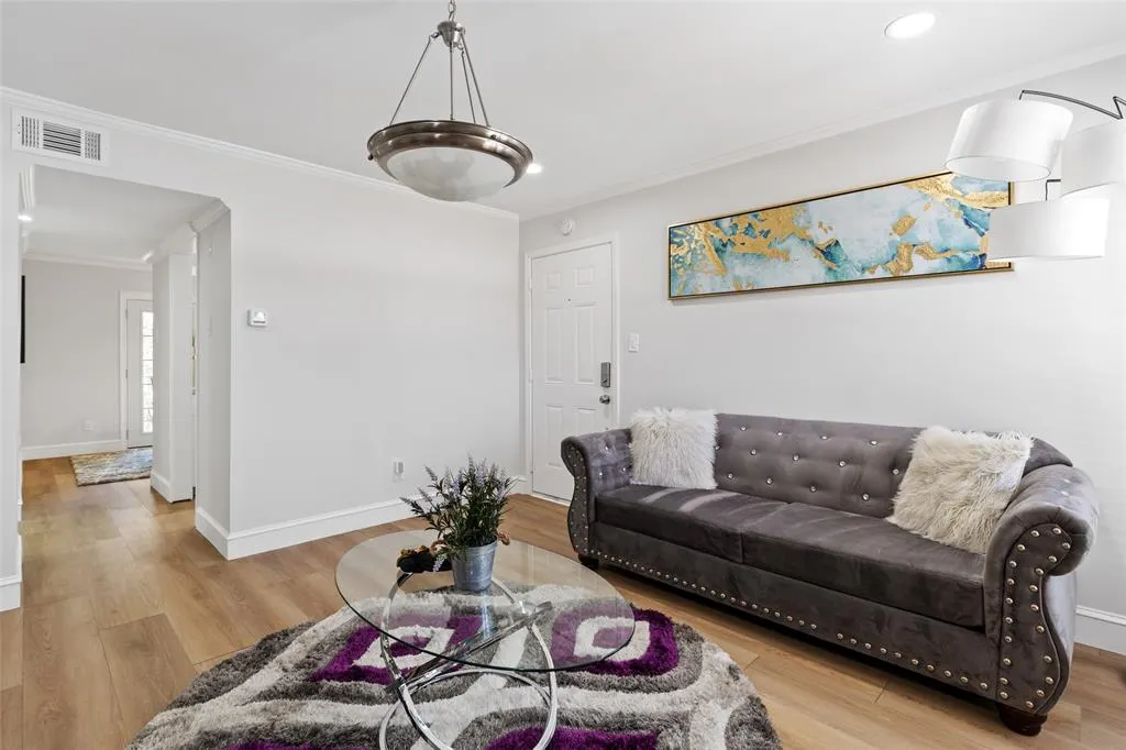 5881 Preston View Boulevard #262