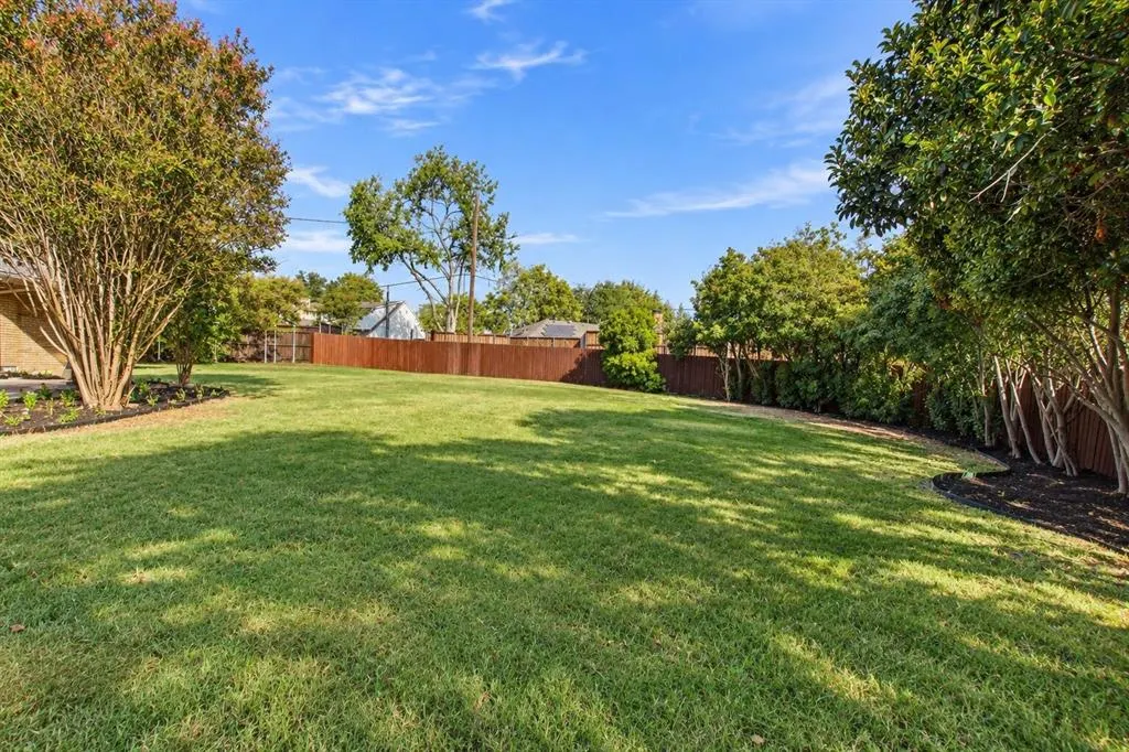 7733 Indian Springs Road
