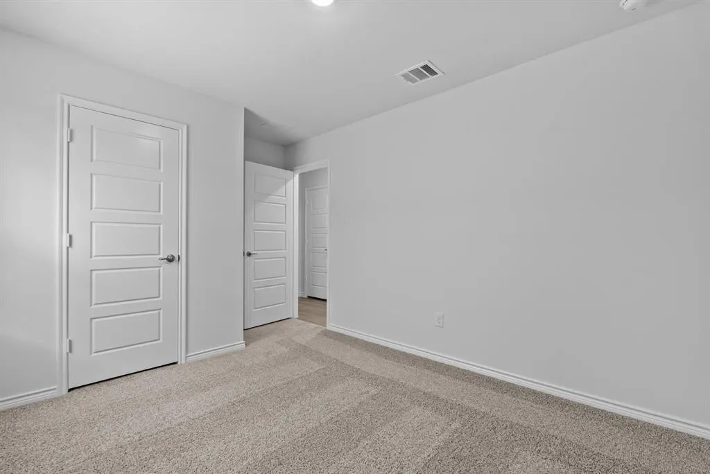 2537 Pikes Peak Way