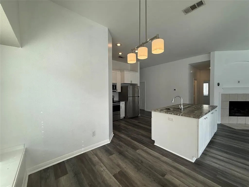 509 Creekside Drive