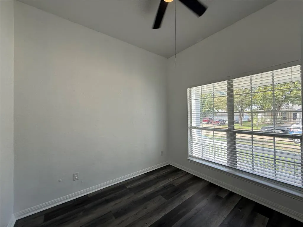 509 Creekside Drive