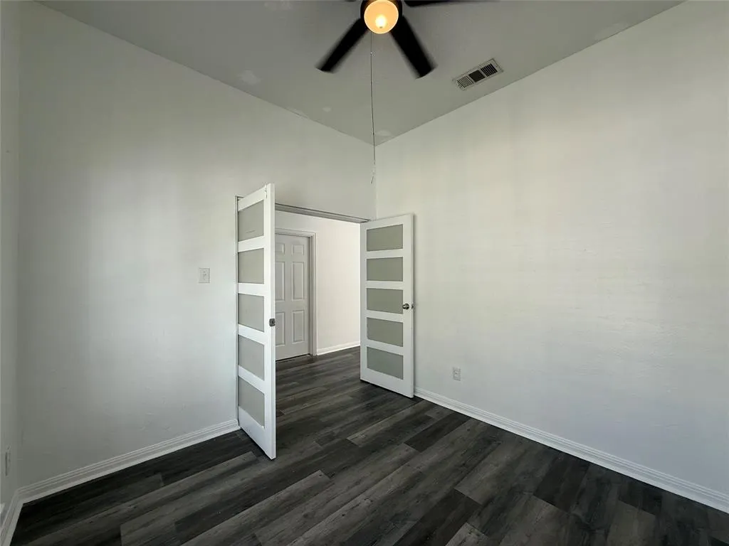 509 Creekside Drive