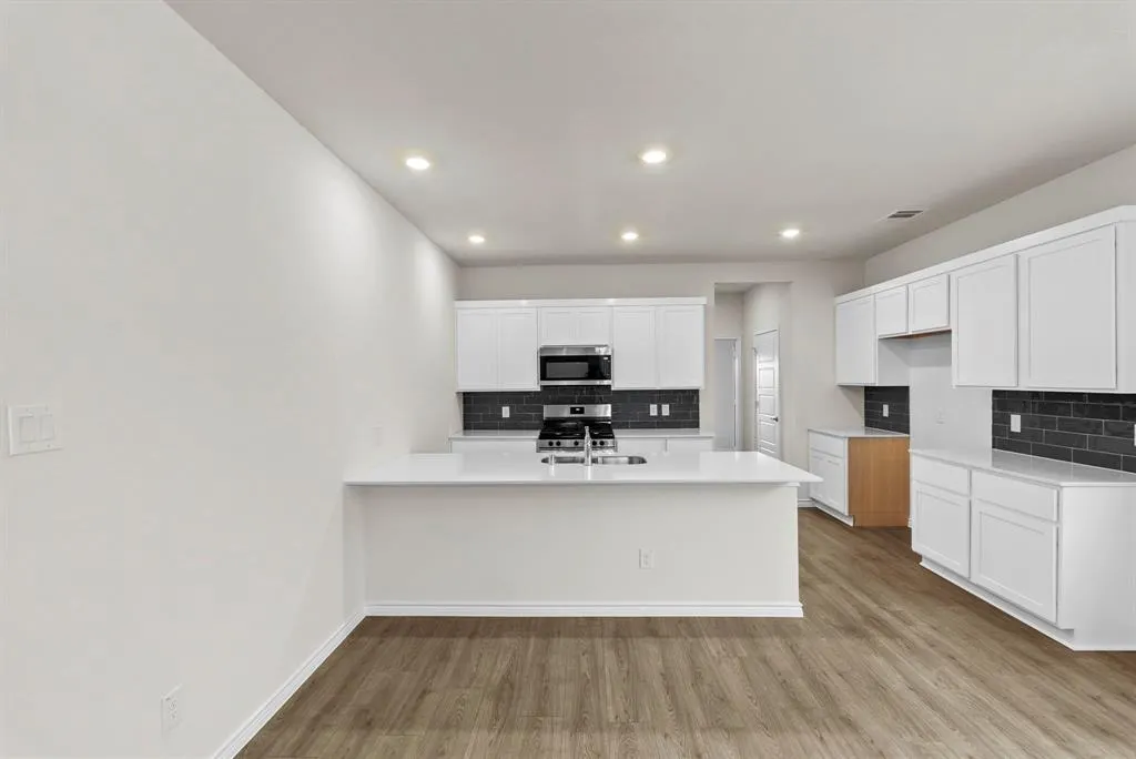 2509 Fairweather Drive